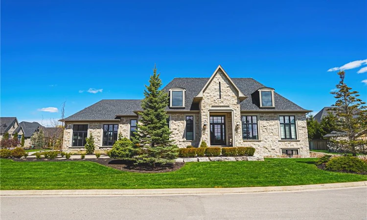 38 Visser Drive