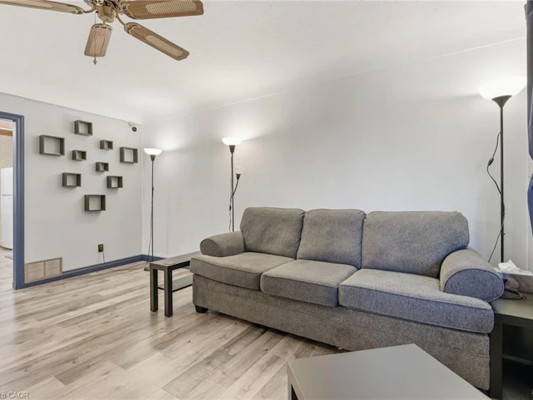 267 Thayer Avenue, Hamilton, ON, L9A 1J6 - 8