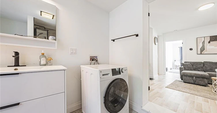 MAIN-196 Walnut Street S, Hamilton, ON, L8N 2M1 - 12