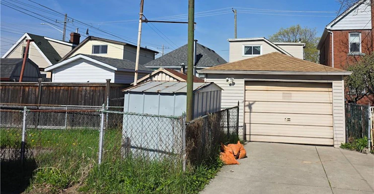 214 Fairfield Avenue, Hamilton, ON, L8H 5H6 - 22