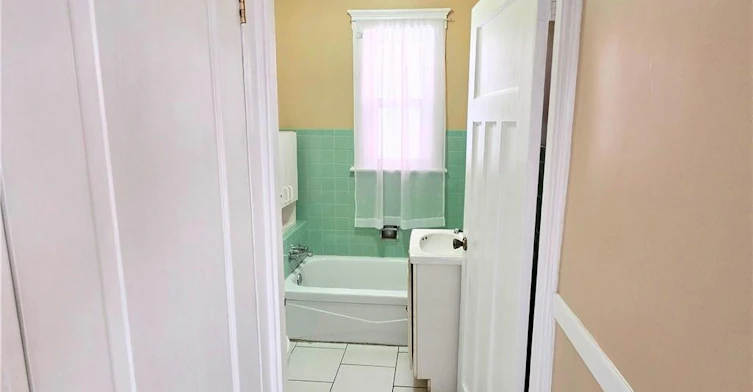 214 Fairfield Avenue, Hamilton, ON, L8H 5H6 - 8