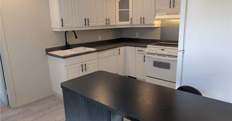 1-141 Bold Street, Hamilton, ON, L8P 1T9 - 8