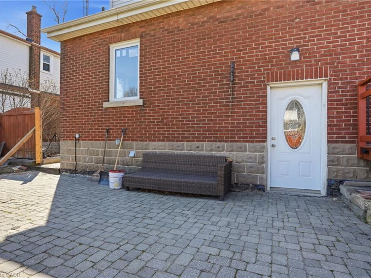687 Upper James Street, Hamilton, ON, L9C 2Z4 - 33