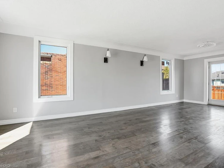 687 Upper James Street, Hamilton, ON, L9C 2Z4 - 6