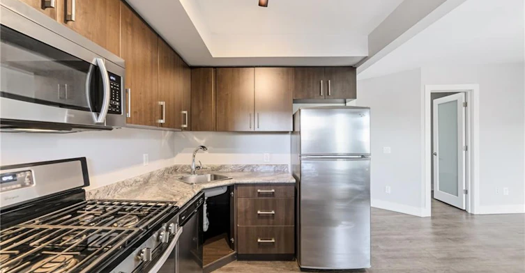 14-4 Ottawa Street N, Hamilton, ON, L8H 3Y7 - 5