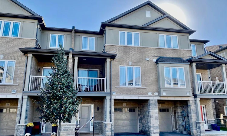 58 Waterlily Way