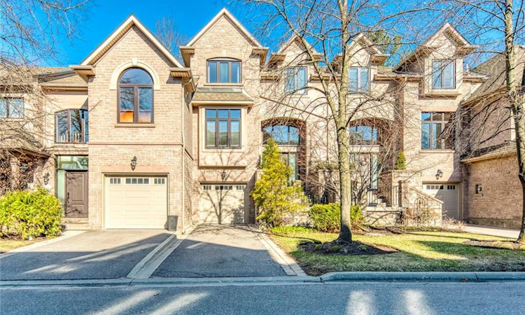 5-2303 Hill Ridge Court
