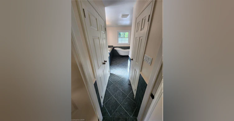 15 St. Anns Court, Hamilton, ON, L9G 2C9 - 29
