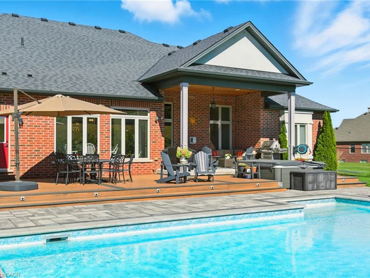 41 Shakespeare Road, Hamilton, ON, L9H 7R5 - 42