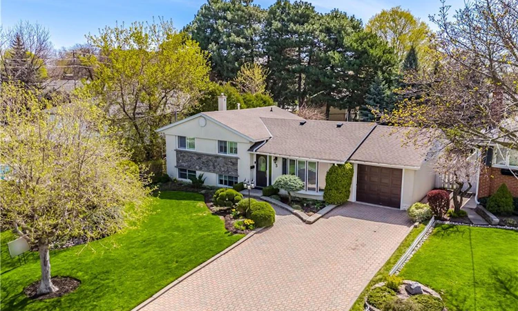 3 Donata Drive