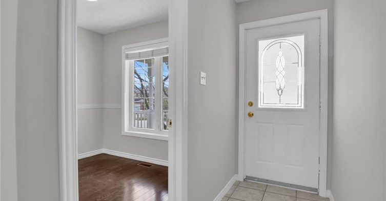 115 Daimler Drive, Kitchener, ON, N2A 4C2 - 4