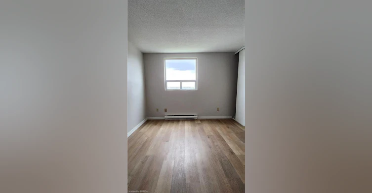 501-421 Fairview Drive, Brantford, ON, N3R 7M3 - 22