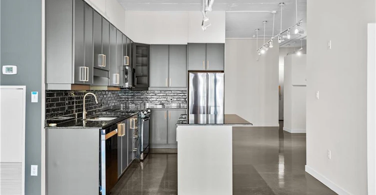 614-66 Bay Street S, Hamilton, ON, L8P 4Z6 - 12
