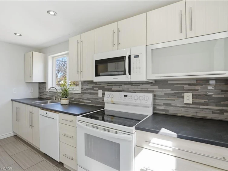 95 East 23rd Street, Hamilton, ON, L8V 2W7 - 19
