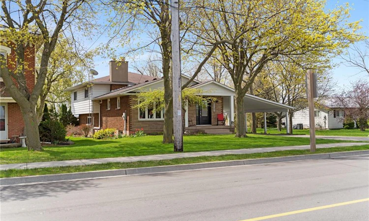 55 Talbot Street W