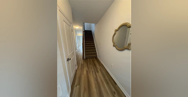 26-290 Equestrian Way, Cambridge, ON, N3E 0E7 - 3