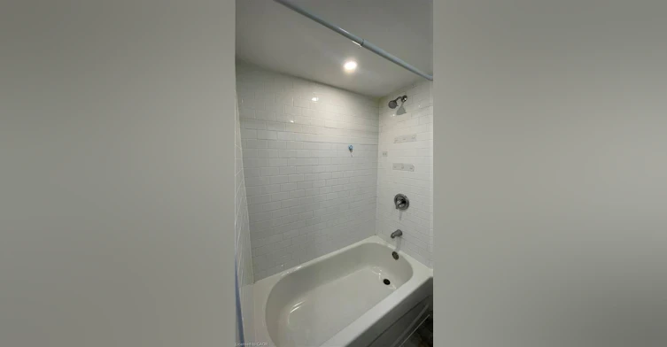 103-700 Lawrence Road, Hamilton, ON, L8K 1Z5 - 12