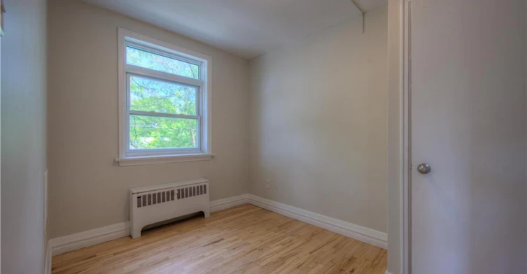 9-141 Chapel Street, Kitchener, ON, N2H 2T6 - 9