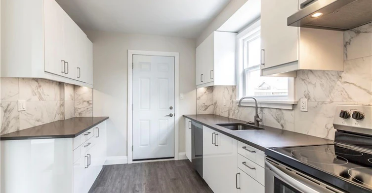 2337 Barclay Road, Burlington, ON, L7R 2B7 - 8