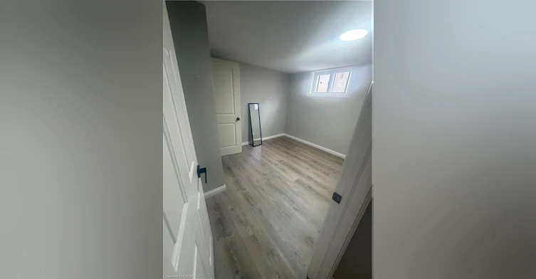 LOWER-10 Terrace Drive, Hamilton, ON, L9A 2Y6 - 6