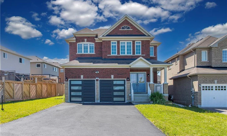 89 Coronation Parkway