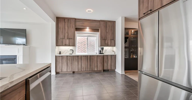 226 Lormont Boulevard, Hamilton, ON, L8J 0J9 - 8