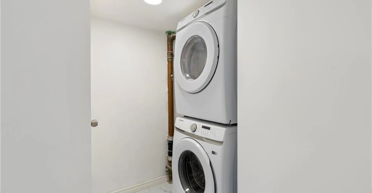 2-7 Purdy Crescent, Hamilton, ON, L9A 3B4 - 8