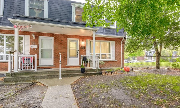 35-132 Barlake Avenue
