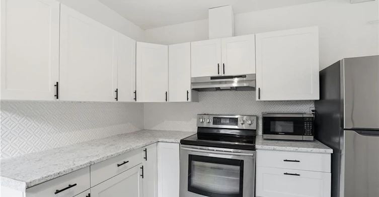 1-105 Longwood Road N, Hamilton, ON, L8S 3V5 - 15