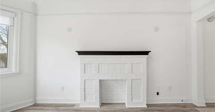 1-105 Longwood Road N, Hamilton, ON, L8S 3V5 - 9
