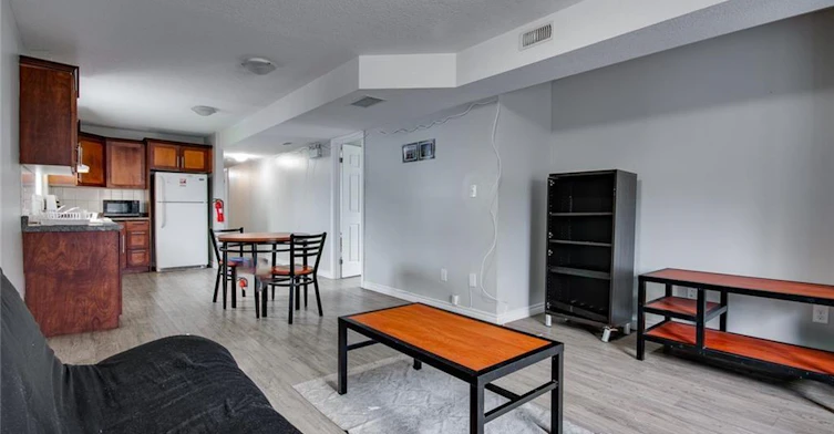 4-151 Bridgeport Road E, Waterloo, ON, N2J 2K3 - 8
