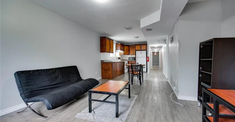 4-151 Bridgeport Road E, Waterloo, ON, N2J 2K3 - 3