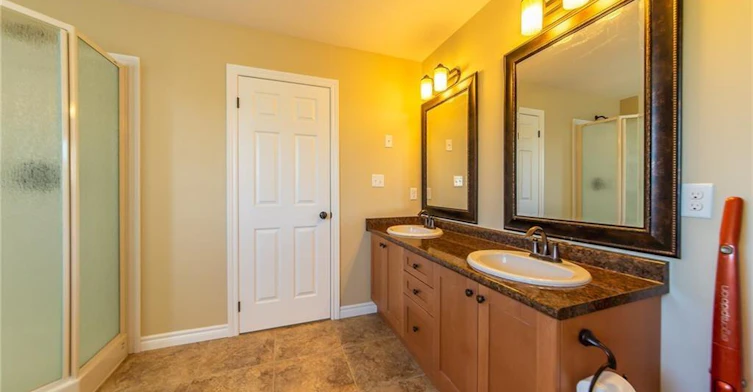 38 Parkvale Drive, Kitchener, ON, N2R 1Z5 - 30