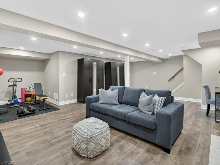 24 Braeheid Avenue, Hamilton, ON, L8B 0C5 - 32