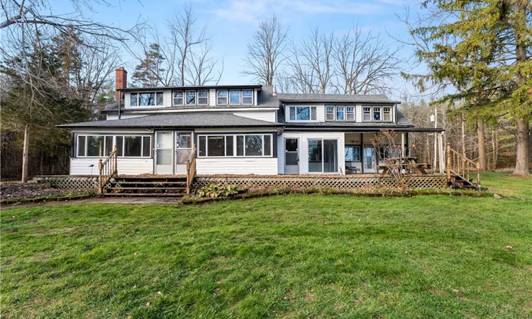 84 Cliff Way