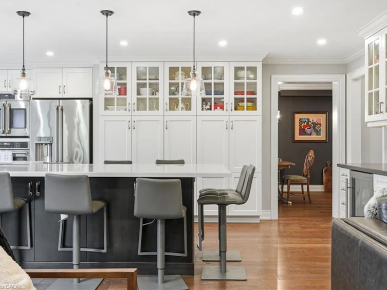 23 Golfview Crescent, Hamilton, ON, L9H 6V1 - 11