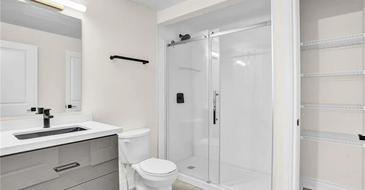 2A-261 King Street E, Hamilton, ON, L8G 1L9 - 16