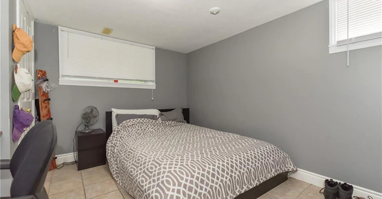 166 Elgin Crescent, Waterloo, ON, N2J 2S6 - 16