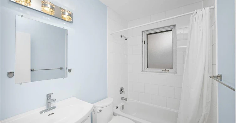 Upper Level-39 Westminster Avenue, Hamilton, ON, L9C 4L8 - 12