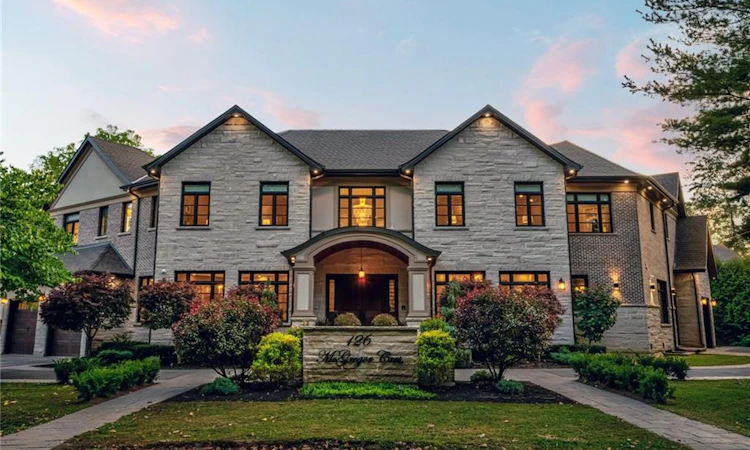 126 Mcgregor Crescent