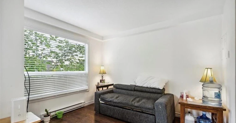 2-262 Patricia Avenue, Kitchener, ON, N2M 1J9 - 2