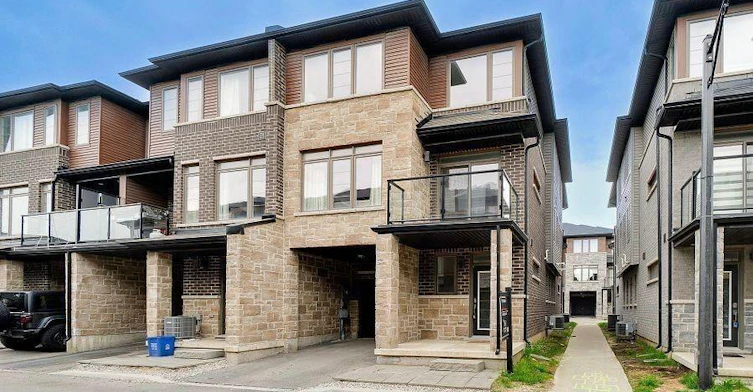 122-30 Times Square Boulevard, Hamilton, ON, L8J 0M1