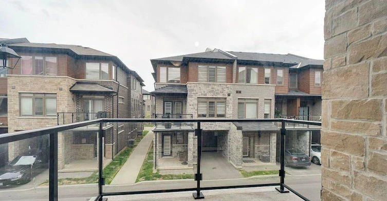 122-30 Times Square Boulevard, Hamilton, ON, L8J 0M1 - 2