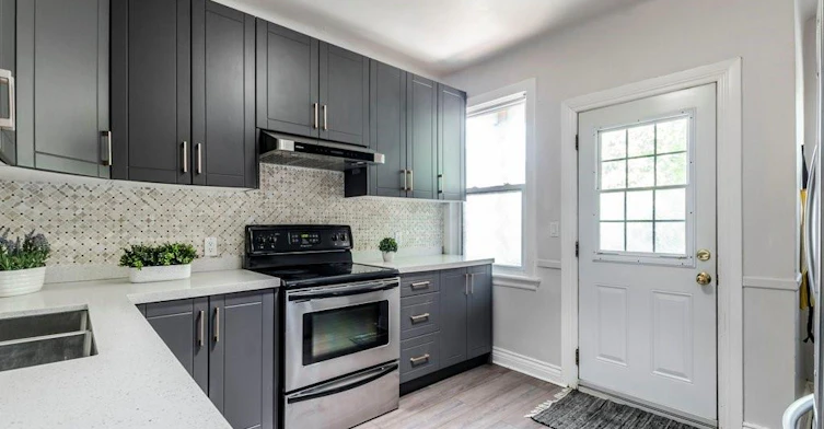 123 Gage Avenue N, Hamilton, ON, L8L 6Z8 - 10