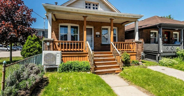 123 Gage Avenue N, Hamilton, ON, L8L 6Z8 - 3