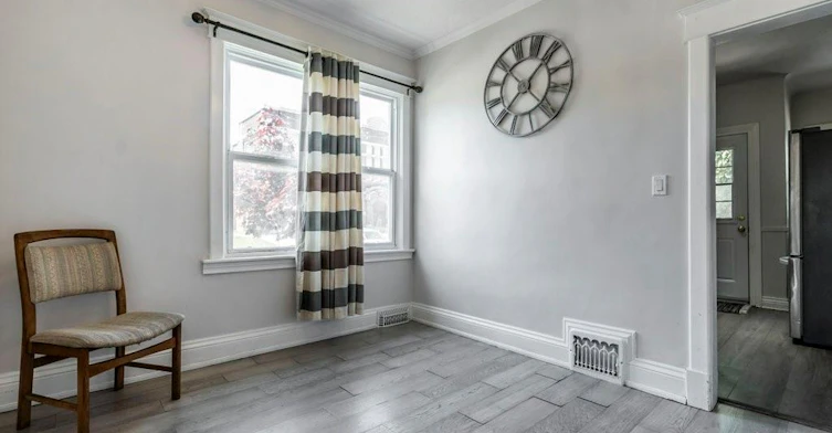123 Gage Avenue N, Hamilton, ON, L8L 6Z8 - 8
