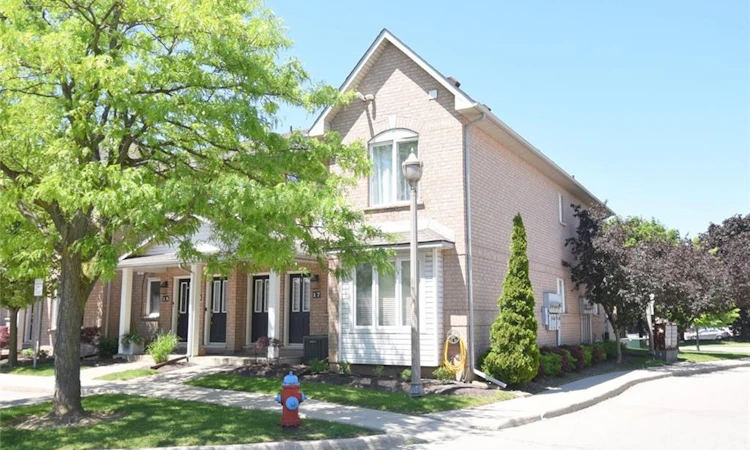17-2 Harbour Drive