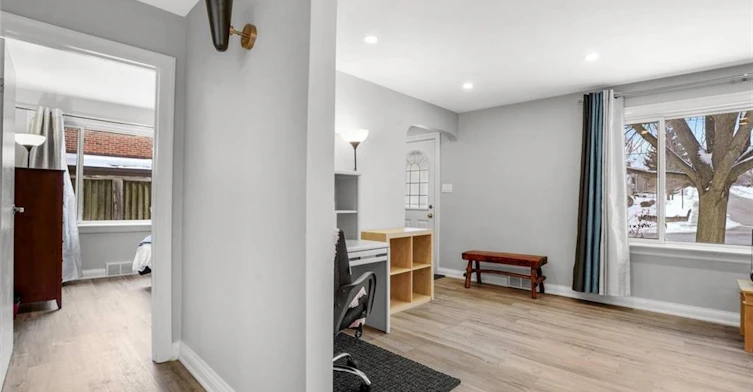 Main-102 Kribs Street, Cambridge, ON, N3C 3N5 - 5