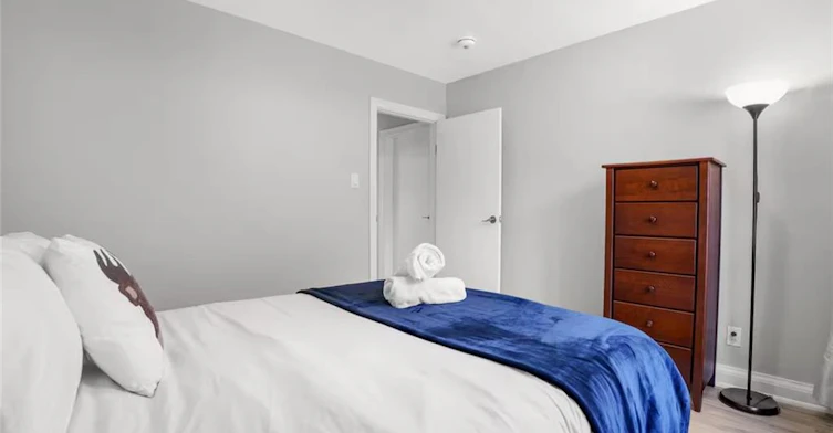 Main-102 Kribs Street, Cambridge, ON, N3C 3N5 - 14