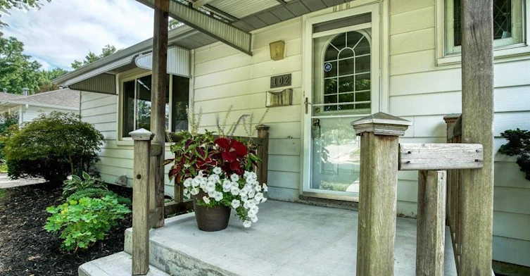 Main-102 Kribs Street, Cambridge, ON, N3C 3N5 - 2